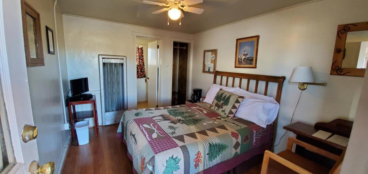 Hikers Cimarron Inn & Rv Park Екстер'єр фото