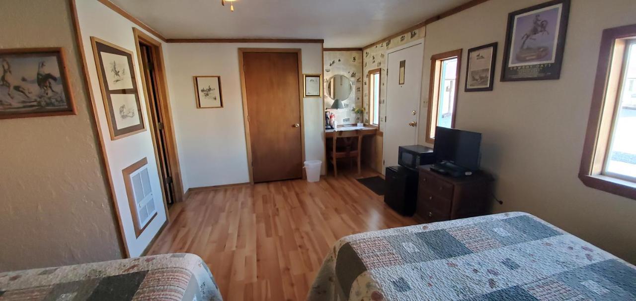 Hikers Cimarron Inn & Rv Park Екстер'єр фото