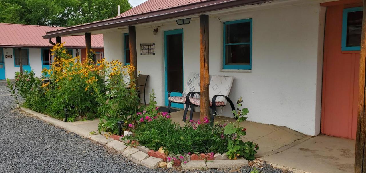 Hikers Cimarron Inn & Rv Park Екстер'єр фото